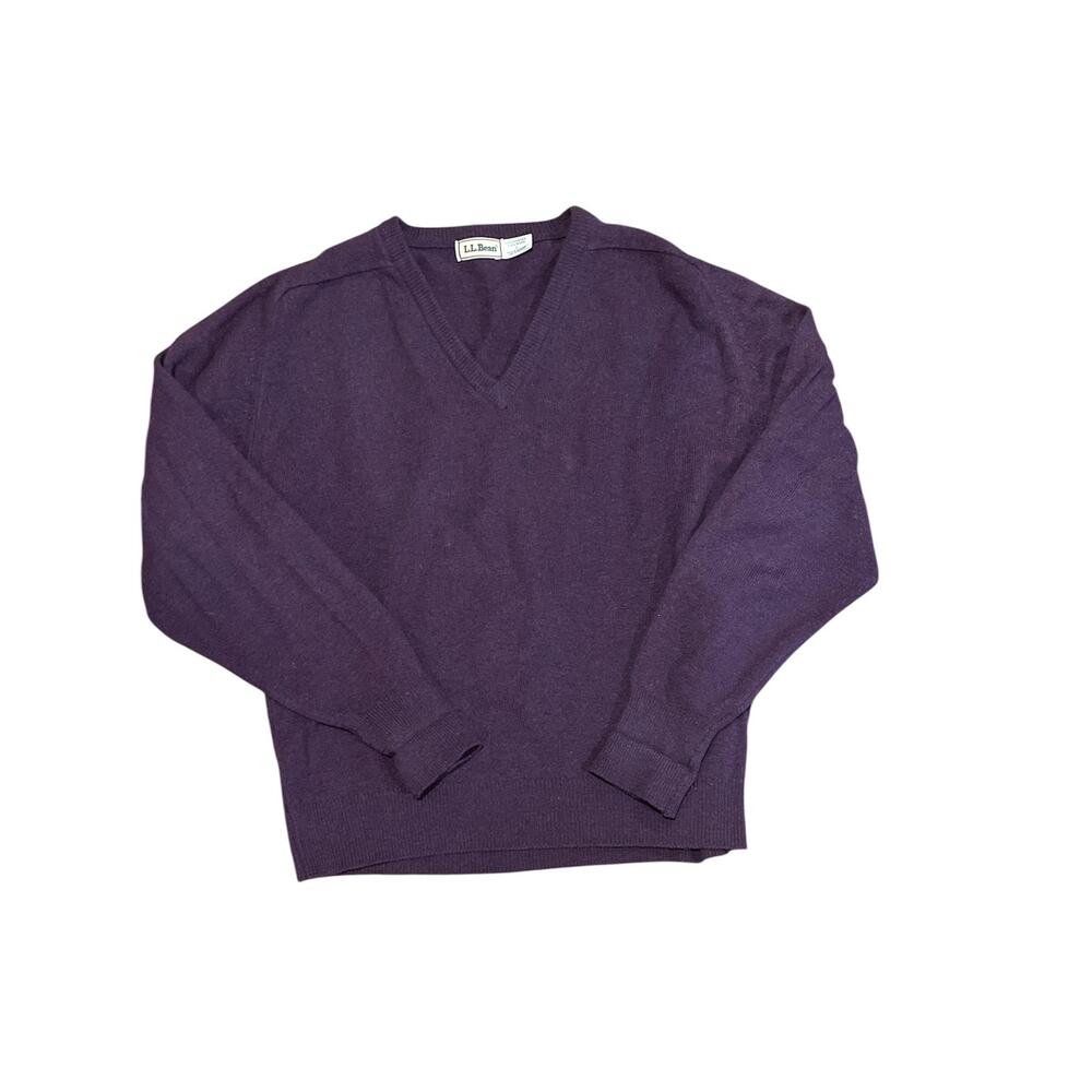Men L.L. Bean 100% Lambswool V Neck Sweater Purple Made in Scotland Lightweight